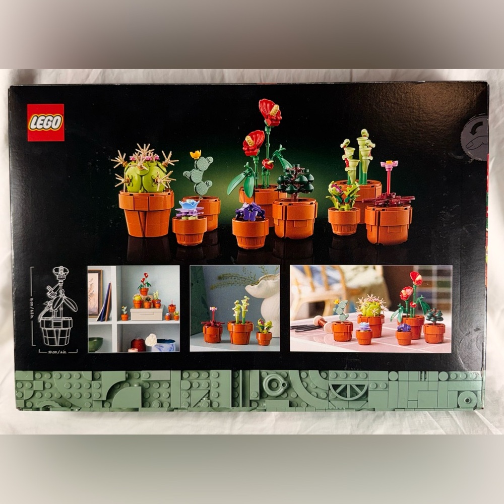 LEGO Botanical Collection Vibrant Plants Set - Picture 2 of 2